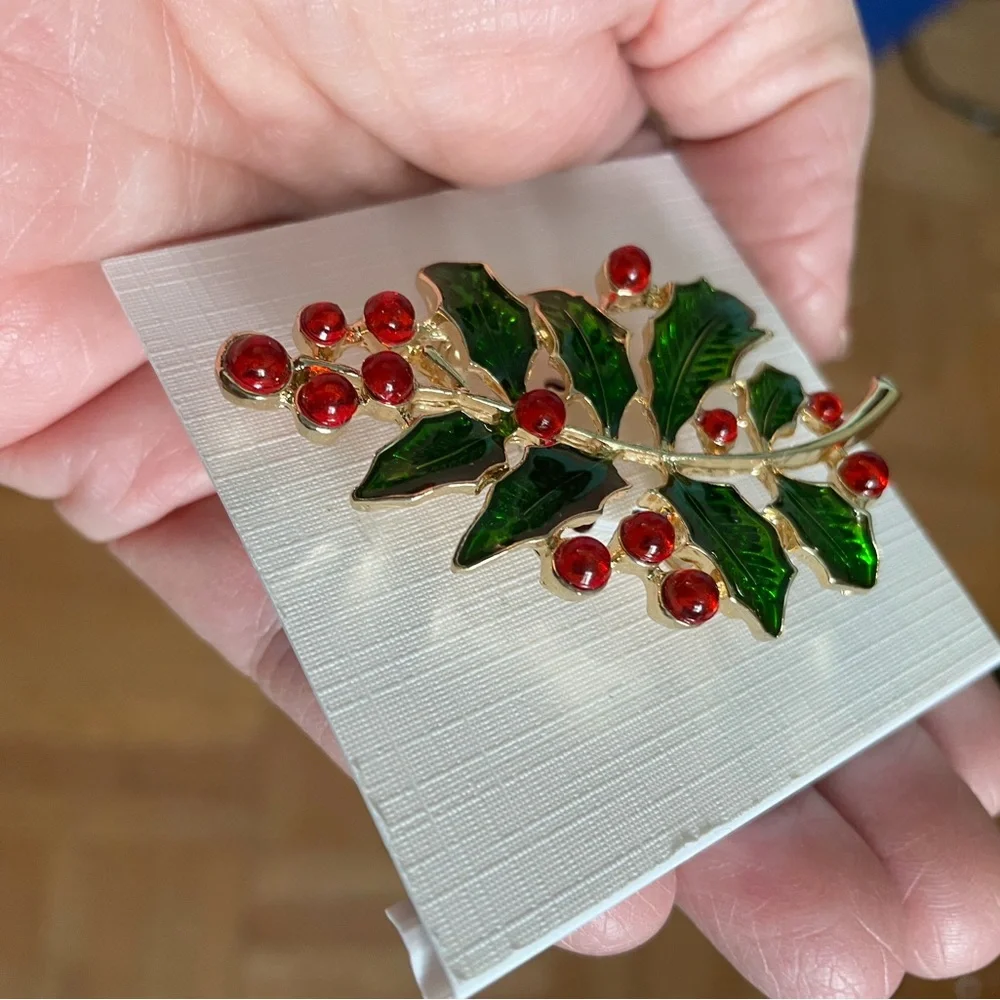 Brooch Holiday Holly Leaf Brooch with Red Berry Accents new tag
